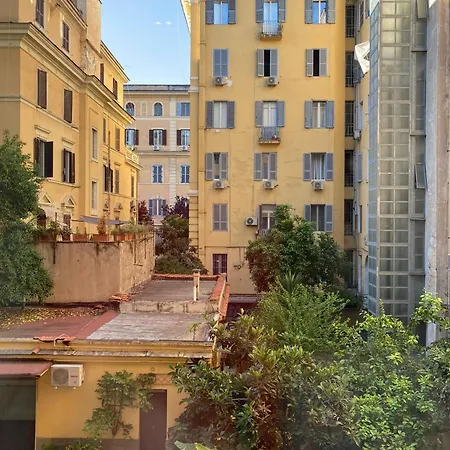 Casa Ferrari 公寓 *