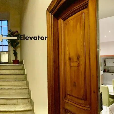 Casa Ferrari 公寓 *
